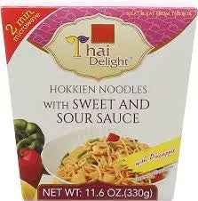 Thai Delight Hokkien noodles with sweet and sour sauce 330gr/ Taizemes gardums Hokkien nūdeles ar saldskābo mērci, 330 g