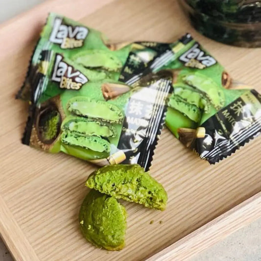 Lava Bites Cookie Matcha/ Lava Bites cepums ar mačas garšu (1gb) - Oishii Asian Mart