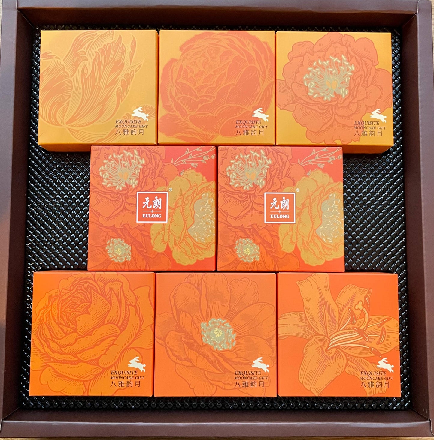 EULONG Moon cake gift box, assorted flavours 560G (8 pieces)/ EULONG mēness kūku dāvanu kaste, dažādu garšu 560 g (8 gab.) EULONG