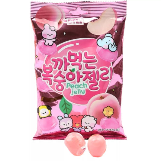 BT21 Peach Peeling Soft Candy 76g/ BT21 persiku mīkstās konfektes 76g Amanoya