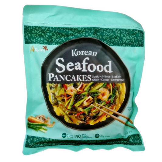 Korean Seafood Pancakes/ Korejiešu jūras velšu pankūkas 